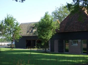 Erfgoed Den Heijkant ligt middenin de schilderachtige Brabantse regio De Kempen.
